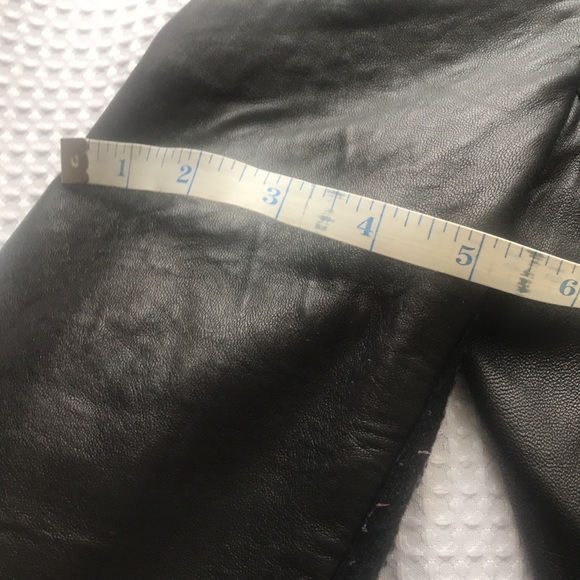 100% Genuine Leather from Bernardo Leathers - Picture 10 of 13